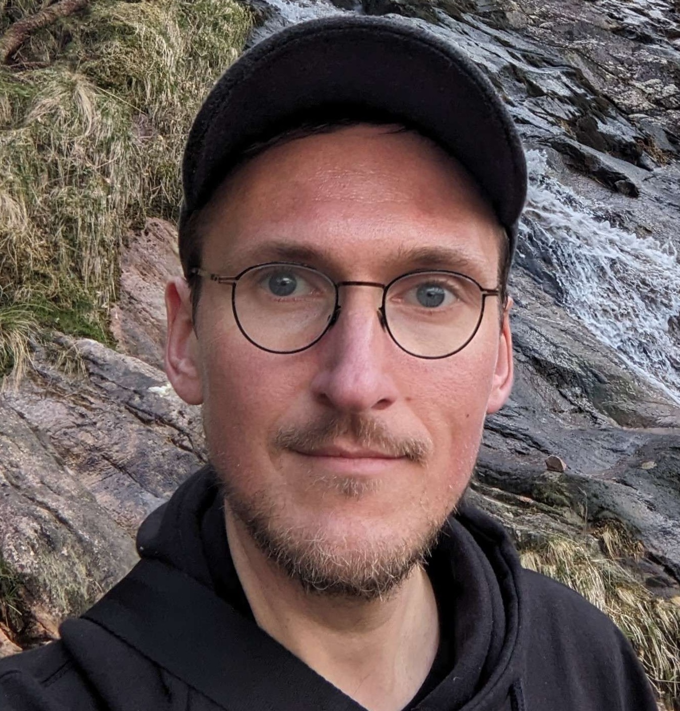 Dr Dominik Welke
